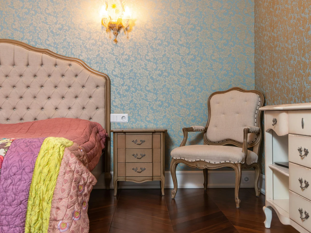 Bedroom Painting - Bedroom Painting Classic Bedroom Ornate