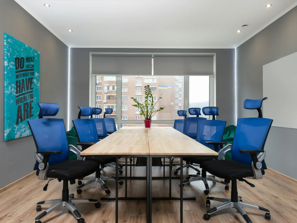commercial-painting-boardroom-grey-walls-surrey-decorators Commercial Painting - Commercial Painting Boardroom Grey Walls