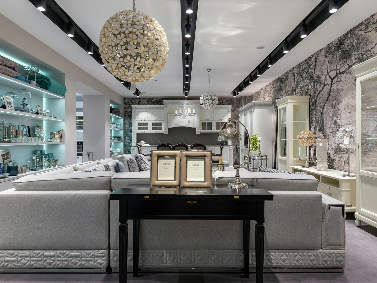 living-room-painting-luxury-showroom-living-surrey-decorators Luxury showroom living room painting by Surrey Decorators for Virginia Water estate properties